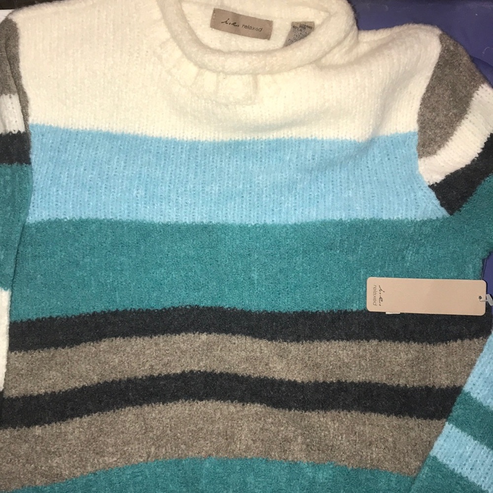 Soft cotton sweater size M (new)